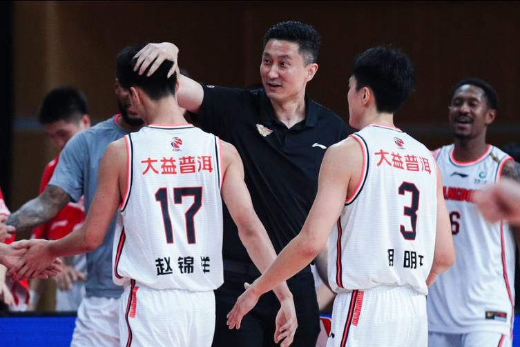 亚洲欧美综合在线观看